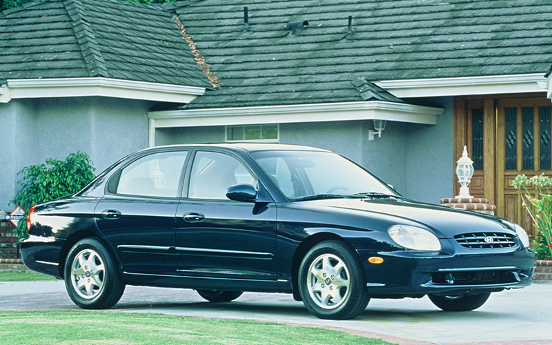 2000 Hyundai Sonata - hyundainews.com