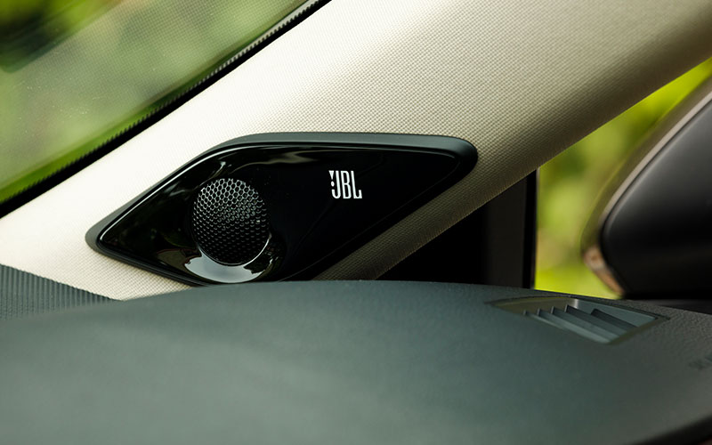 2020 Toyota Avalon JBL Speakers - pressroom.toyota.com