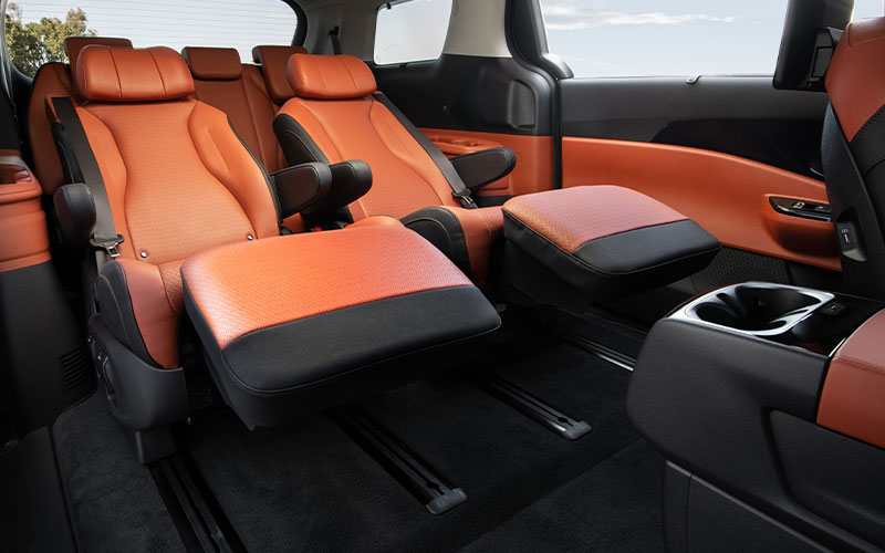 2023 Kia Carnival Prestige - kiamedia.com