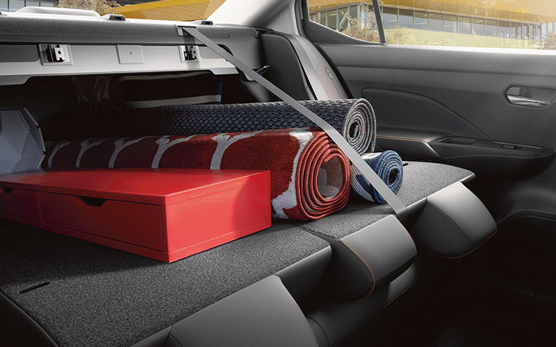 2022 Nissan Versa 60/40 Split Seats - nissanusa.com