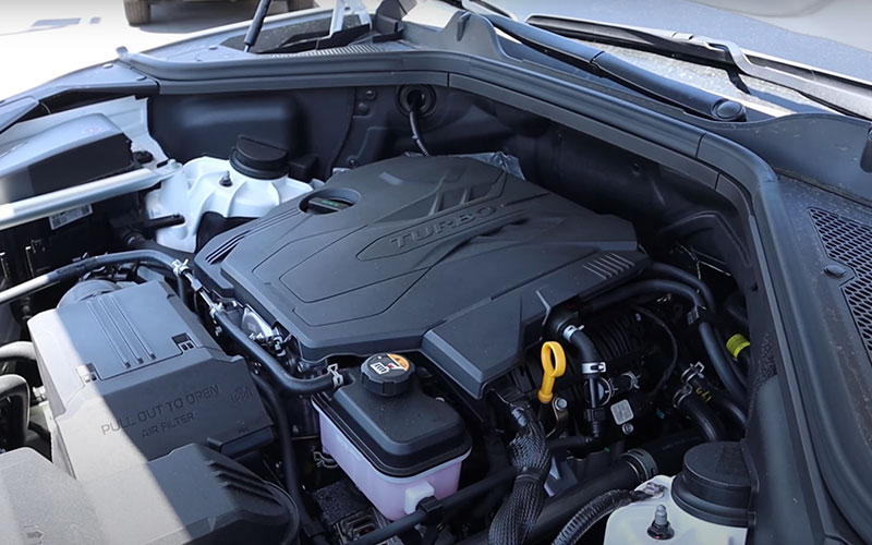 2023 Genesis GV80 2.5L I4 - Ben Hardy on youtube.com