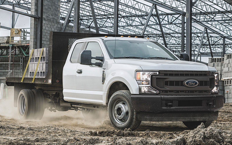 2022 Ford F-350 Super Duty Chassis Cab - media.ford.com