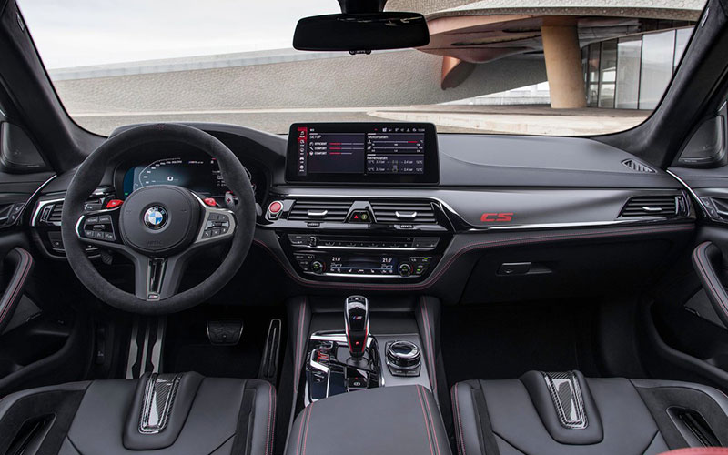 2022 BMW M5 - netcarshow.com