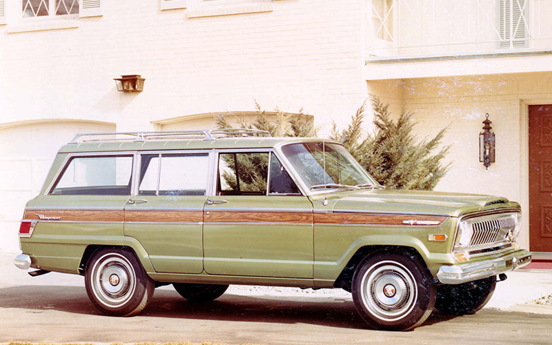 1969 Jeep Wagoneer - media.stellantisnorthamerica.com