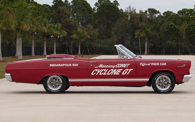 1966 Mercury Comet Cyclone - americanmusclecarmuseum.com