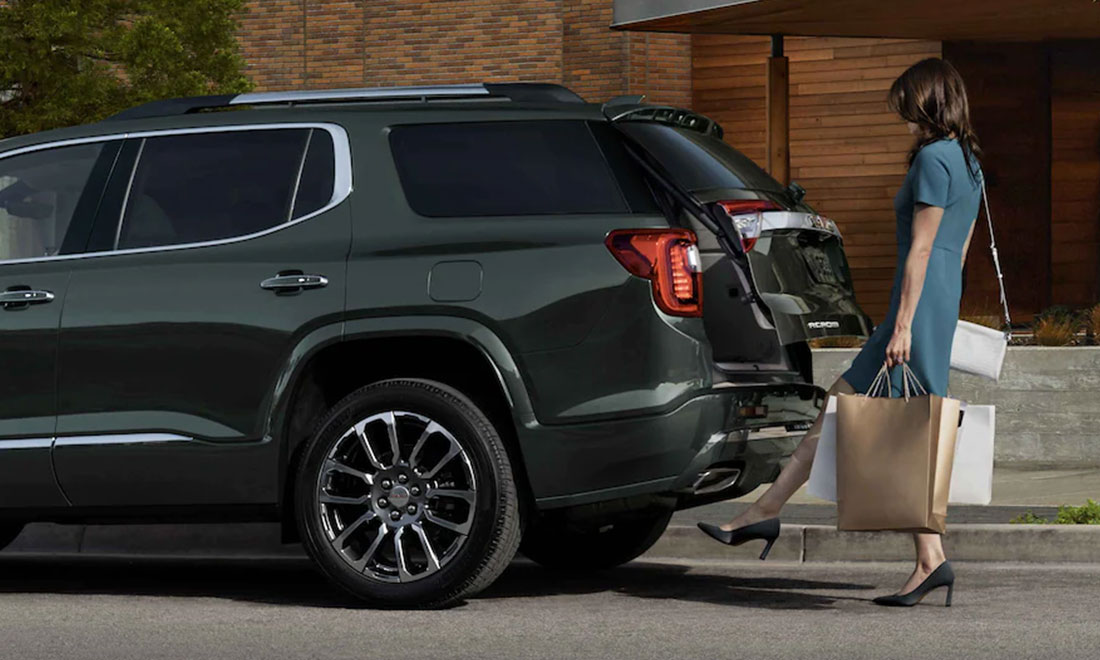 2023 GMC Acadia Hands-Free Tailgate - gmc.com