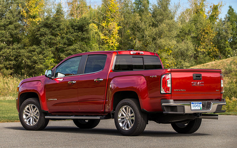 2018 GMC Canyon SLT - media.gmc.com