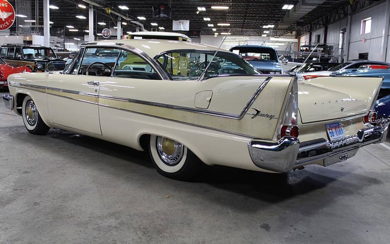 1958 Plymouth Fury - GR Auto Gallery on youtube.com