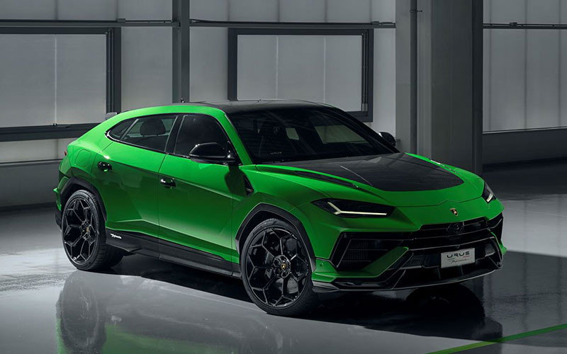 Lamborghini Urus Performance - media.lamborghini.com