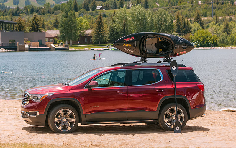 2017 GMC Acadia - media.gmc.com