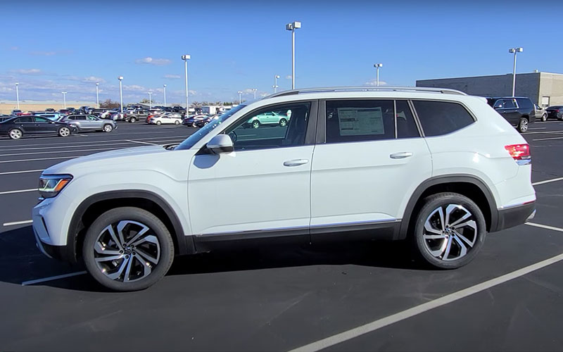 2022 Volkswagen Atlas SEL - Reese Sells Cars Volkswagen Guru on youtube.com