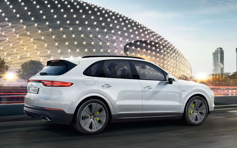 Porsche Cayenne E-Hybrid - porsche.com