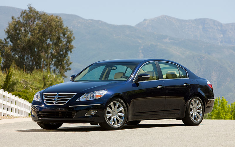 2010 Hyundai Genesis - hyundainews.com