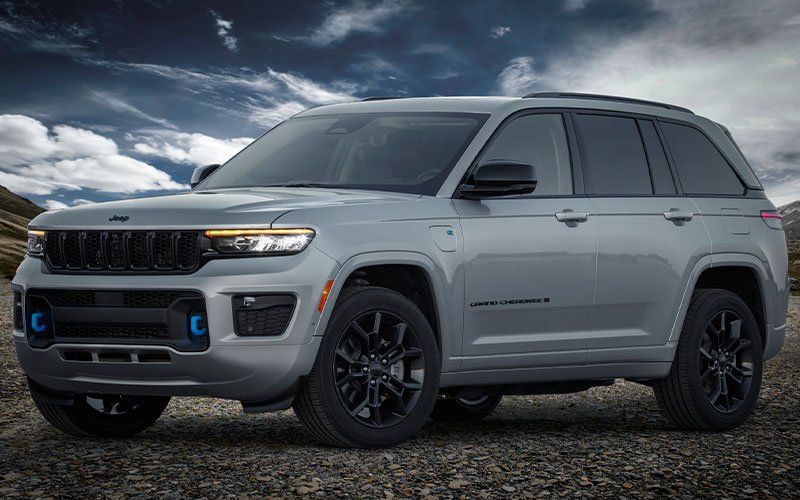 2023 Jeep Grand Cherokee 4xe 30th Anniversary Edition - media.stellantisnorthamerica.com