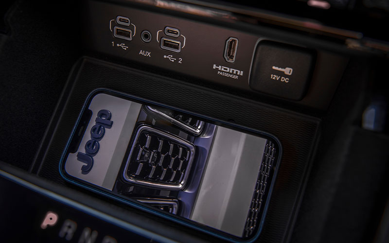 2023 Jeep Grand Cherokee Altitude - media.stellantisnorthamerica.com