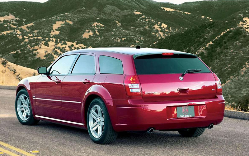 2005 Dodge Magnum RT - netcarshow.com