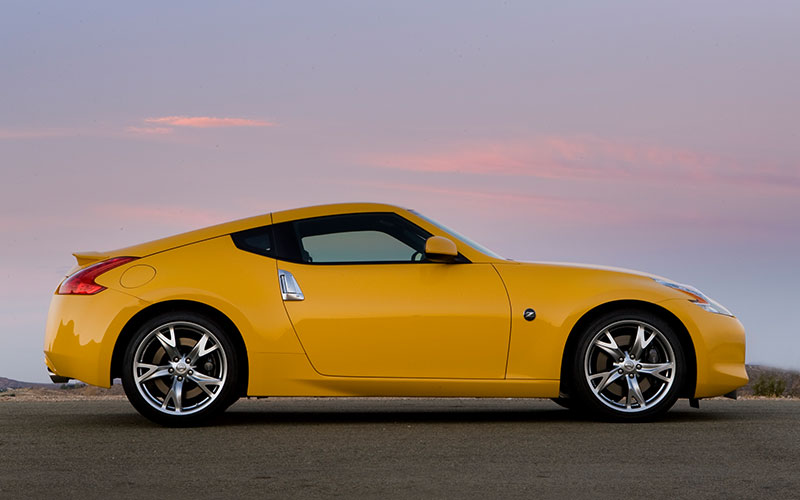 2010 Nissan 370Z - usa.nissannews.com