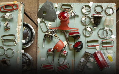 How to Find Vintage Car Parts