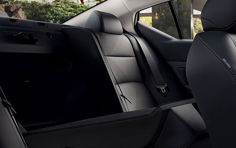 2023 Nissan Altima 60/40 Seats - nissanusa.com