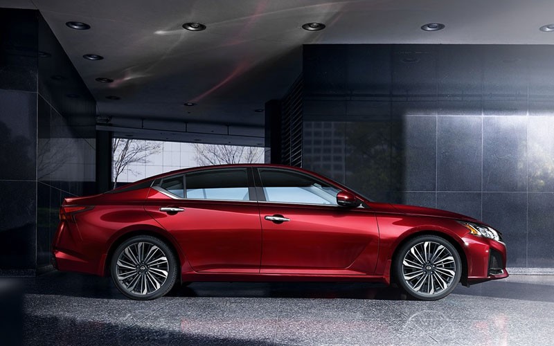 2023 Nissan Altima SL - nissanusa.com