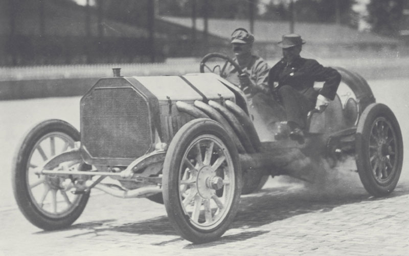 Louis Chevrolet driving a 1910 Buick Racer - media.chevrolet.com