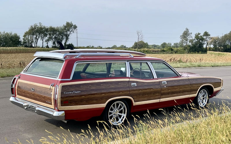 1971 Ford LTD Country Squire - bringatrailer.com