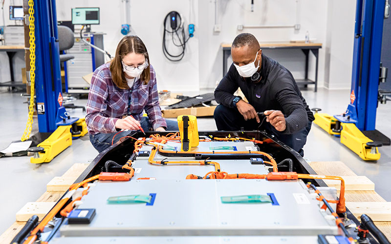 Battery Engineers at Ford Motor Co. - media.ford.com