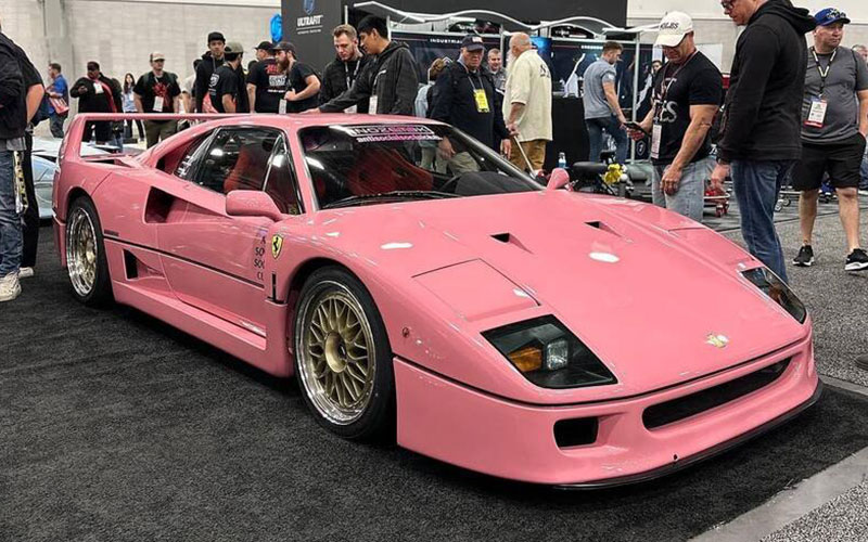 Pink Ferrari F40 - @LoweredLife on twitter.com