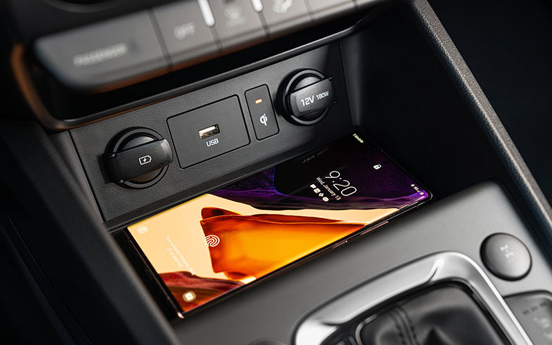 2023 Hyundai Kona Wireless Charging Pad - hyundainews.com