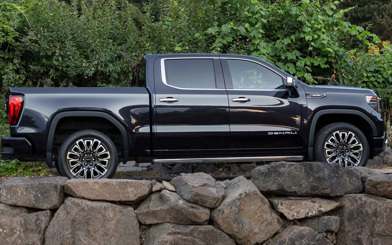 2023 GMC Sierra Denali Ultimate - gmc.com