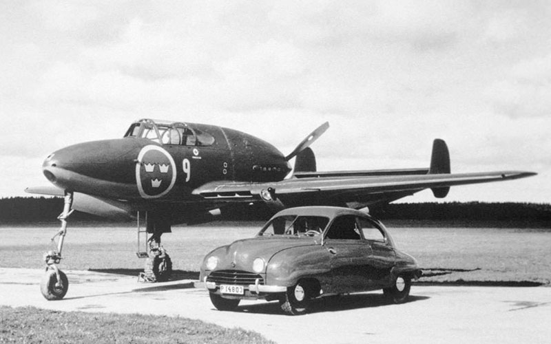 Saab airplane and 92 model - netcarshow.com Saab airplane and 92 model - netcarshow.com