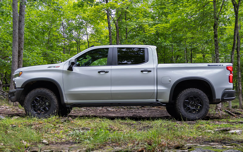 2023 Chevrolet Silverado 1500 ZR2 - media.chevrolet.com