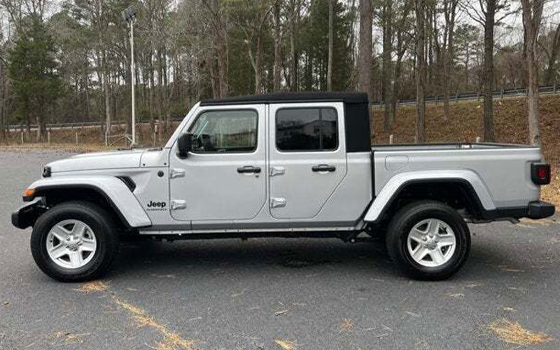 2023 Jeep Gladiator Sport S - carsforsale.com