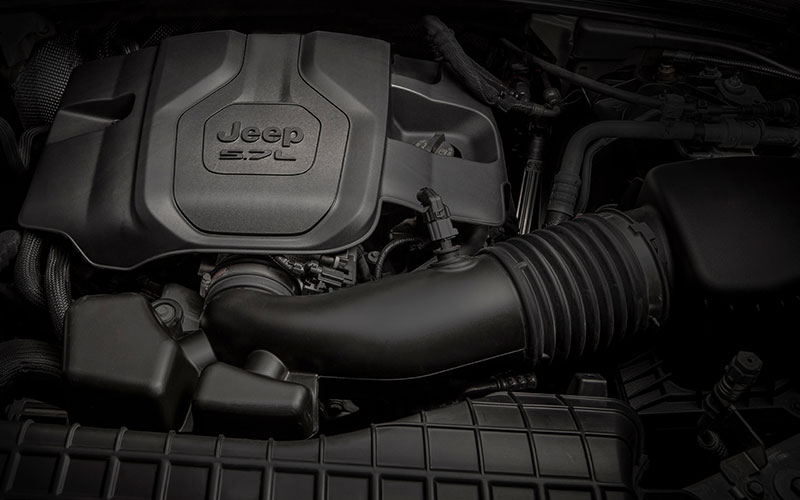 2023 Jeep Grand Cherokee L 5.7L V8 - media.stellantisnorthamerica.com