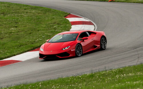 Lamborghini Track Xtreme Xperience - virginexperiencegifts.com