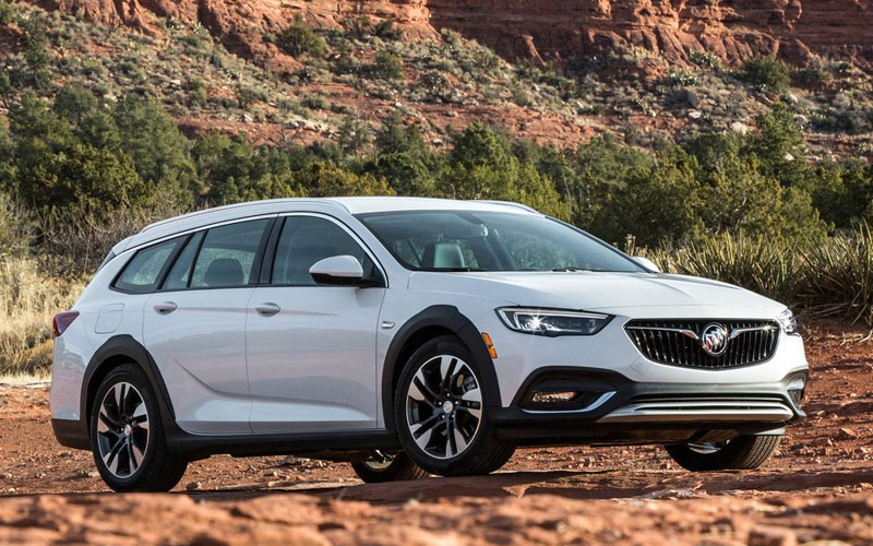 2018 Buick Regal TourX - netcarshow.com