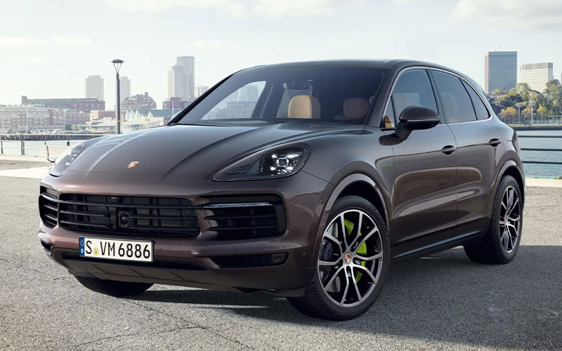 2023 Porsche Cayenne E Hybrid Platinum - finder.porsche.com