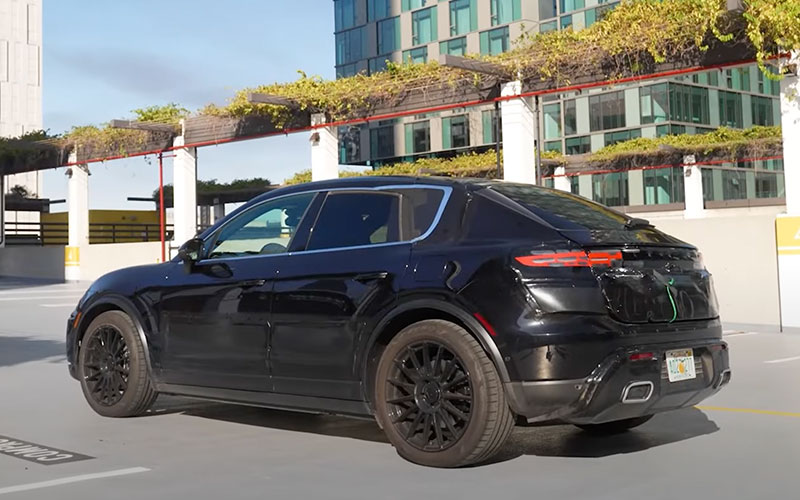 2024 Porsche Macan EV - DPCars on youtube.com