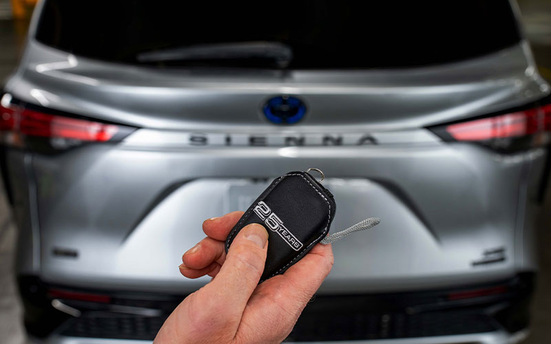 2023 Toyota Sienna 25th Anniversary Edition - pressroom.toyota.com