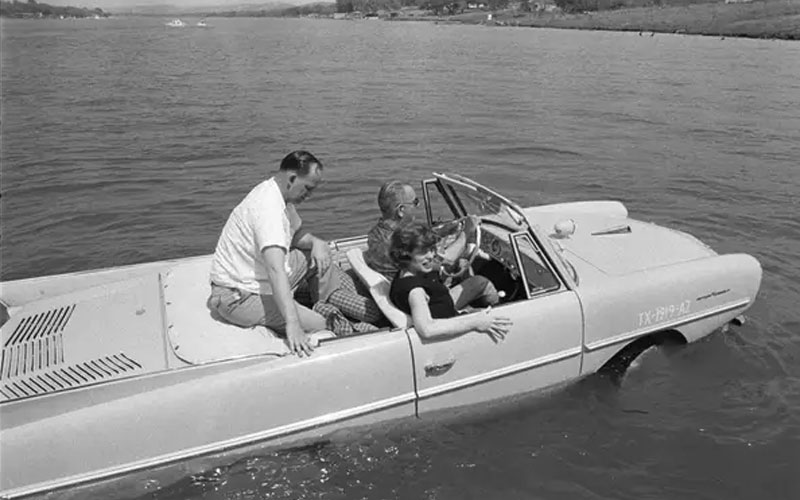 Pres. Lyndon B. Johnson's Amphicar - businessinsider.com