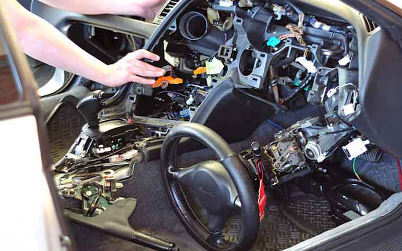 Torn out dashboard - knowhow.napaonline.com