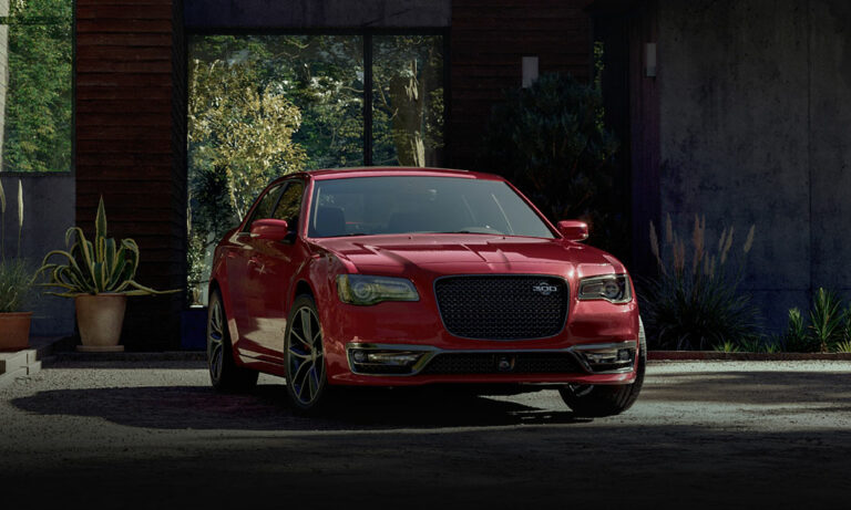 2023 Chrysler 300: Cruisin’ Classy