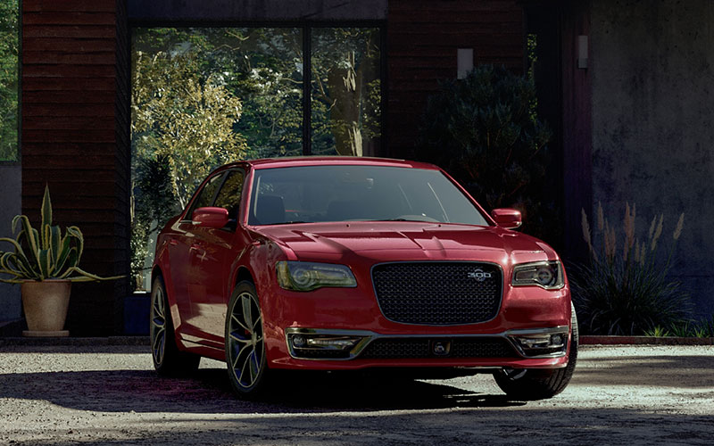 2023 Chrysler 300C - media.stellantisnorthamerica.com