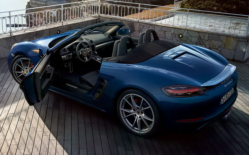 2023 Porsche 718 Boxster S - porsche.com