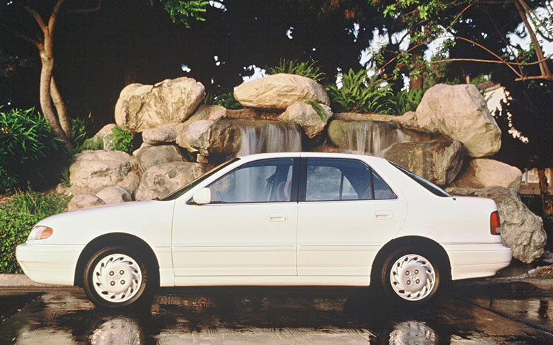 1995 Hyundai Elantra - hyundainews.com