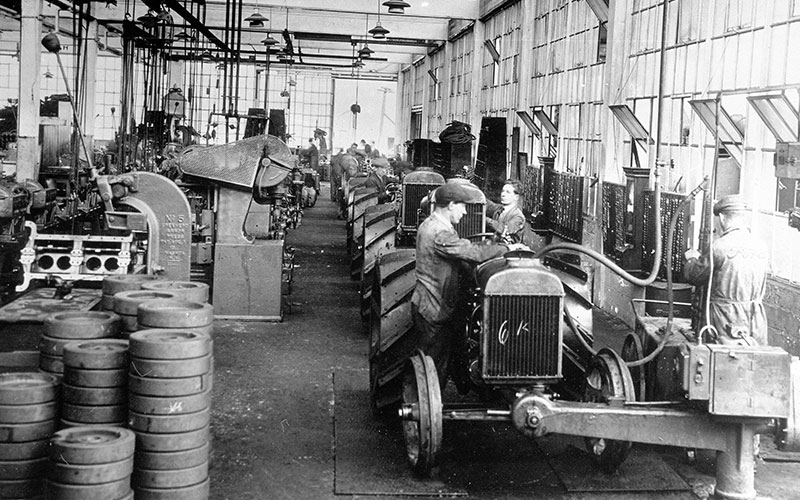 Fordson Cork Plant Tractors - media.ford.com