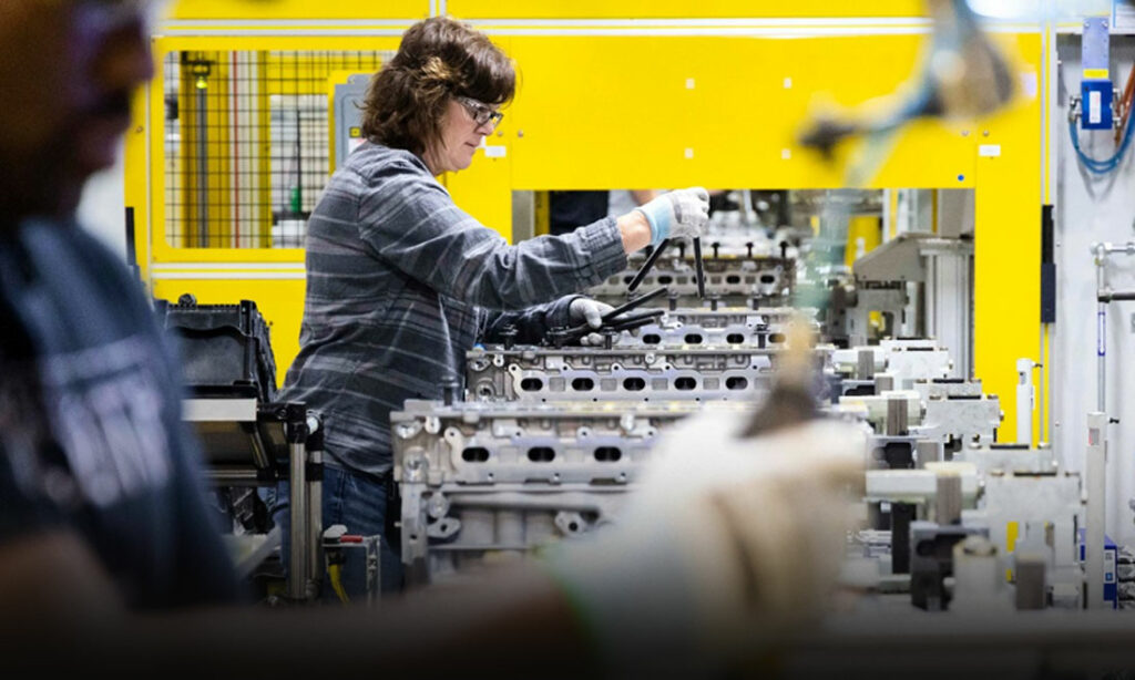 General Motors Invests in an All-New Small Block V8