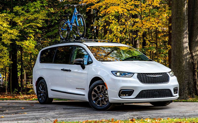 2023 Chrysler Pacifica - media.stellantisnorthamerica.com