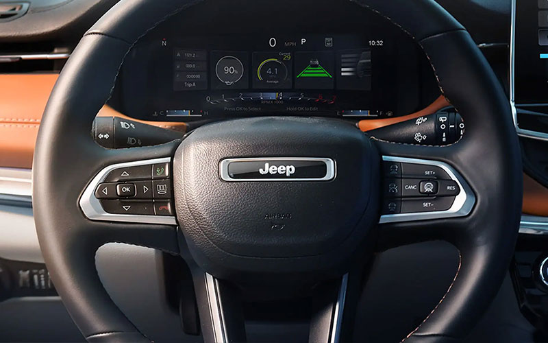 2023 Jeep Compass Latitude Lux - jeep.com