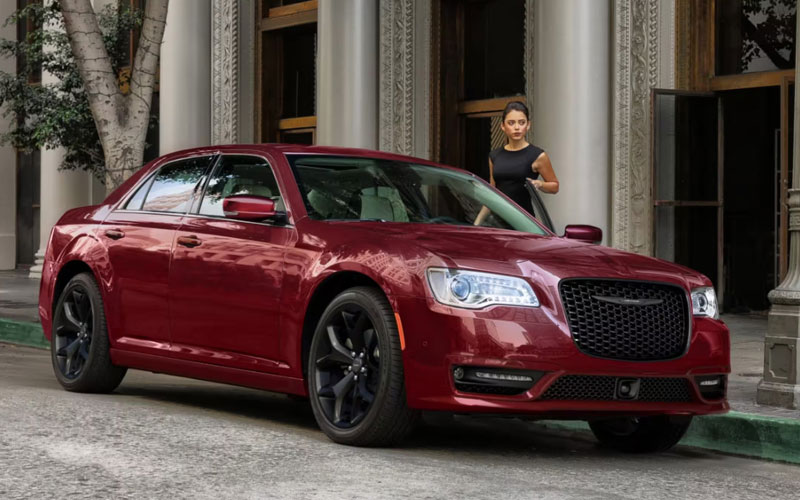 2023 Chrysler 300 - chrysler.com